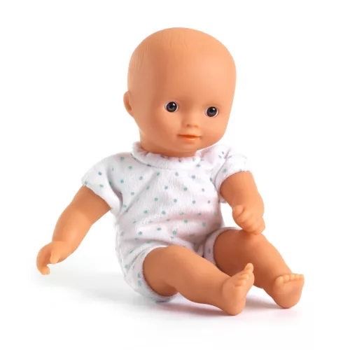 Játékbaba Mini, 20 cm - Sasha mózeskosárral