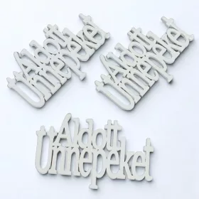   Fa - "Áldott Ünnepeket" felirat koszorúra fehér 14cm 3db/csomag
