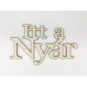   Natúr fa - "Itt a Nyár" felirat koszorúra 8x14cm