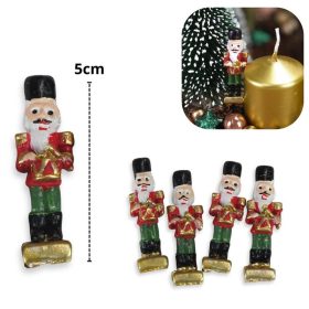 Poly Diótörő piros kabátos 4db/csom