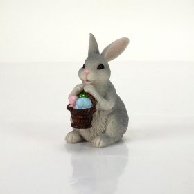 Húsvéti nyuszi kosárkával