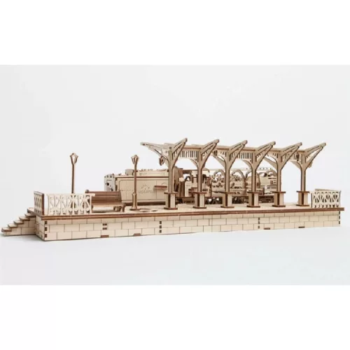 UGEARS Vasútállomás – mechanikus modell