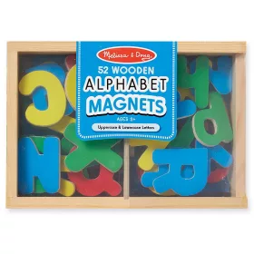   Mágneses betűk fából, 52 darabos készlet, Melissa & Doug