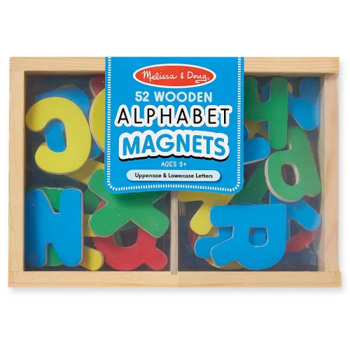 Mágneses betűk fából, 52 darabos készlet, Melissa & Doug