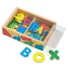 Mágneses betűk fából, 52 darabos készlet, Melissa & Doug