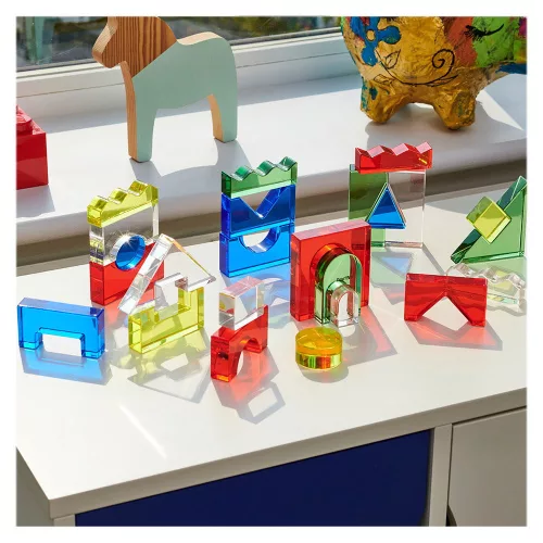 Áttetsző blokkok feladványokkal, Tickit