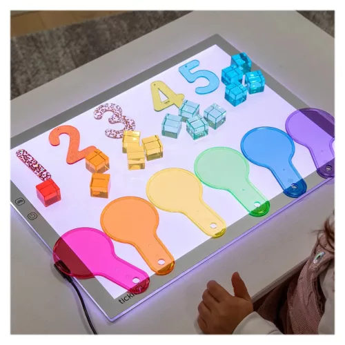 Világító panel 8 színben, A3-as méretben