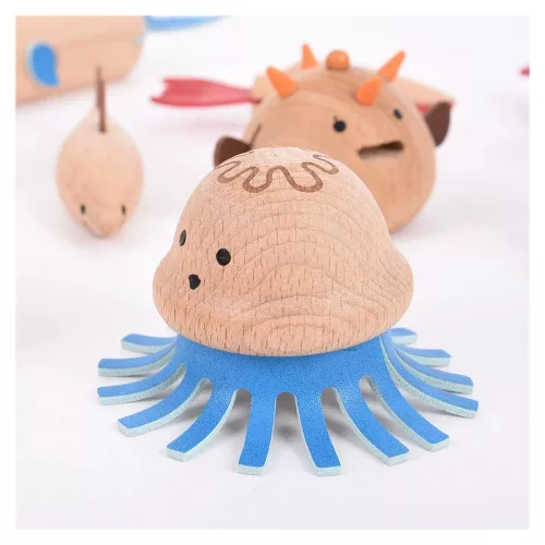 Tengeri állatok fából, TickiT