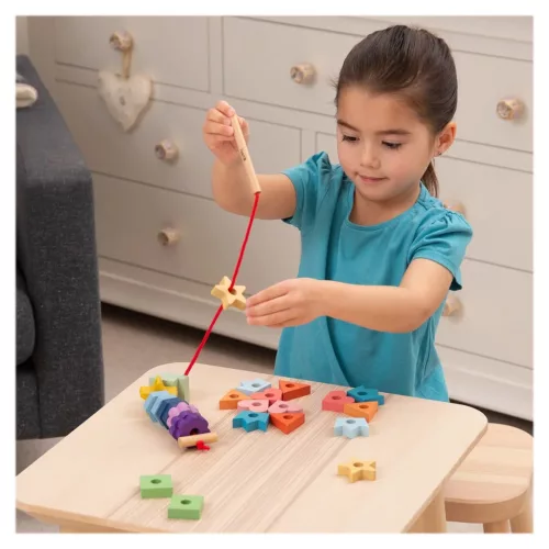 Színes felfűzhető formák, TickiT