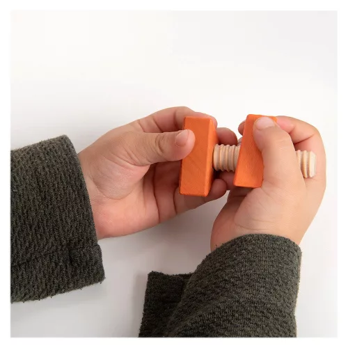 Nuts & Bolts, facsavar és anyakészlet, TickiT