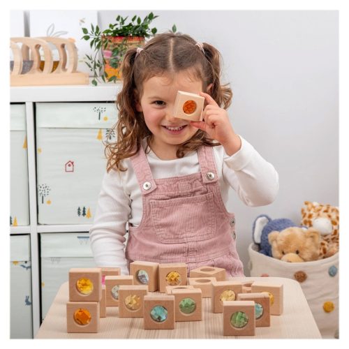 Fából készült kaleidoszkóp kockák akril betétekkel