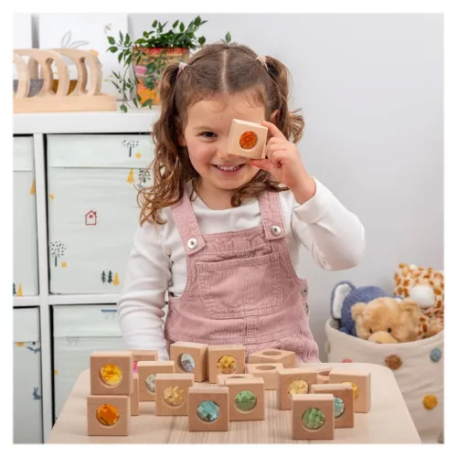 Fából készült kaleidoszkóp kockák akril betétekkel