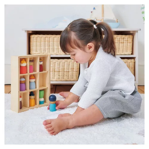 Happy Hotel, 9 vidám lakóval, Tender Leaf