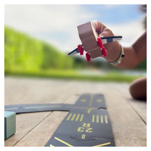 Waytoplay Runway, rugalmas pálya repülővel