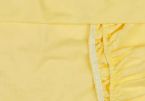 Lepedő kiságyba  gumis szegéllyel 60x120-70x140cm P SÁRGA  