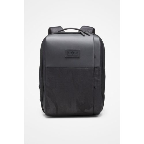 MiniMeis pelenkázó hátizsák és babarögzítõ hám étkezõszékhez Hero G5 Black|7072255000558